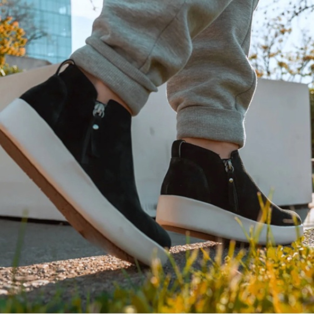 Sneaker bootie NWT